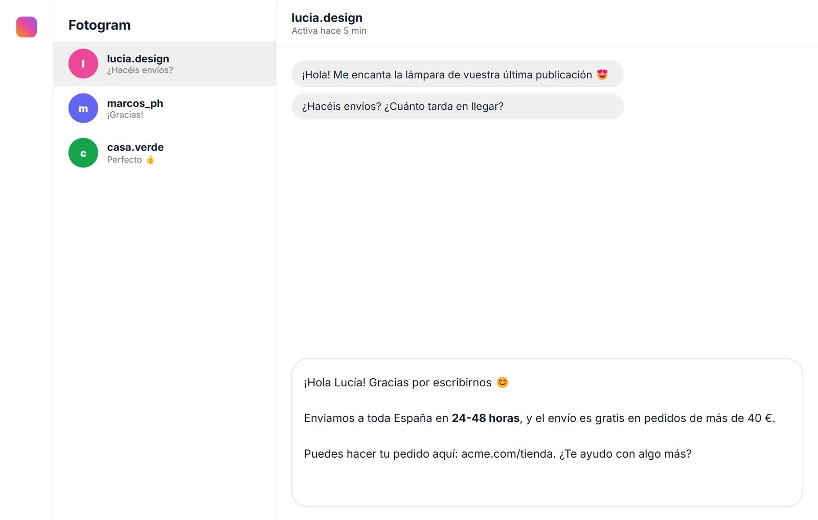 Respuesta sobre envíos escrita en un mensaje directo de una red social