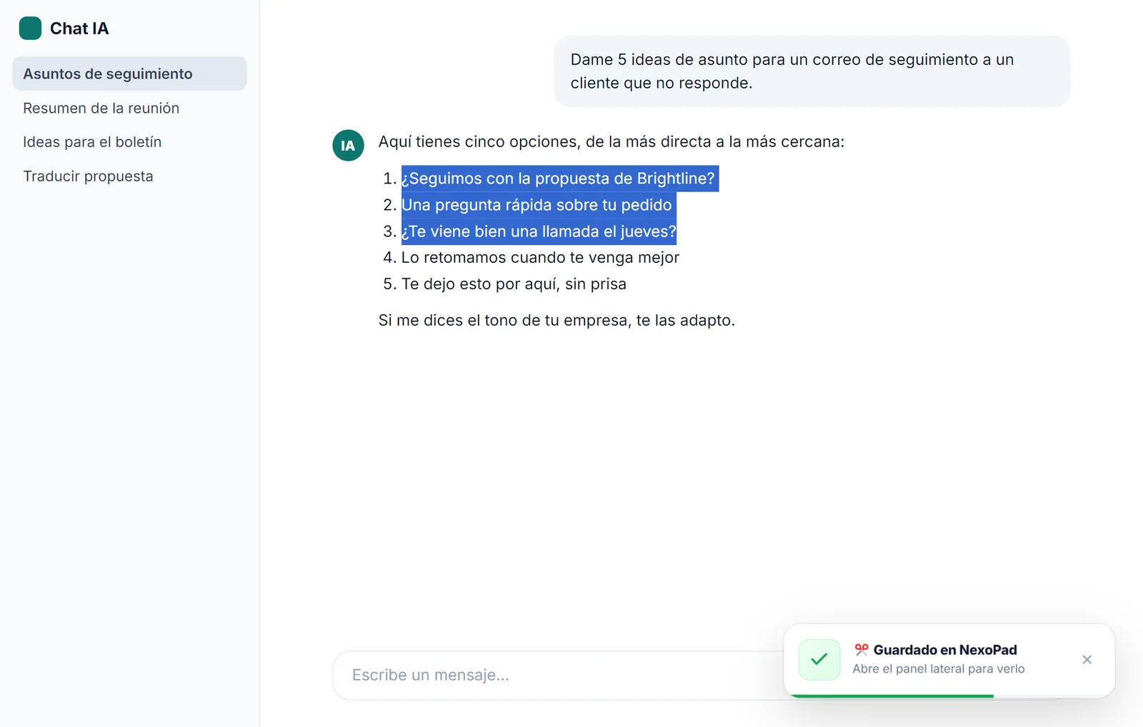 Página de un chat con IA con parte de una respuesta seleccionada y el aviso de NexoPad de recorte guardado